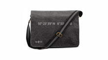 Lade das Bild in den Galerie-Viewer, 1417 Accessories Umhängetasche 'GeoDaten'