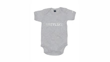 Lade das Bild in den Galerie-Viewer, 1417 BABY BODYSUIT &#39;Breylske&#39;
