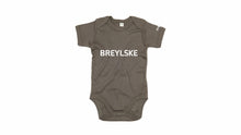 Lade das Bild in den Galerie-Viewer, 1417 BABY BODYSUIT &#39;Breylske&#39;
